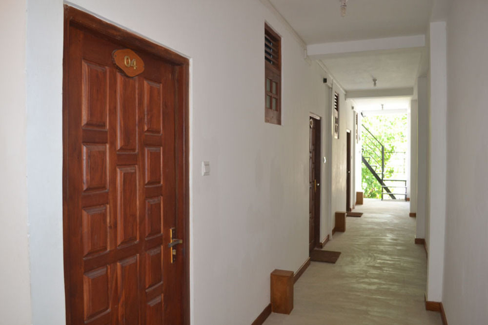 On The Rock Hotel Banduramulla Екстериор снимка